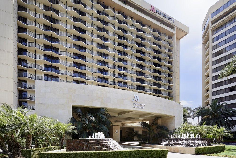 Отель Anaheim Marriott Экстерьер фото